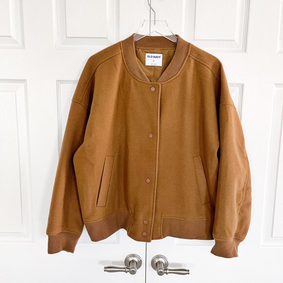 Old Navy Oversized Bomber Jacket in Camel - Picture 3 of 9